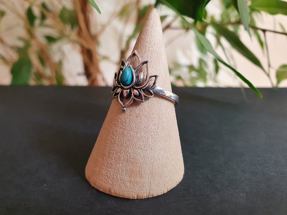 Silver Lotus Flower Ring / Turquoise / Boho / Ethnic / Rustic / Tribal / Gypsy / Festival / Indian / Healing / Festival