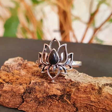 Silver Lotus Flower Ring / Black Onyx / Boho / Ethnic / Rustic / Tribal / Gypsy / Festival / Indian / Healing / Festival