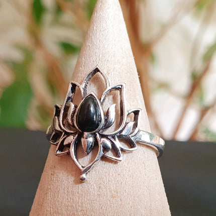 Silver Lotus Flower Ring / Black Onyx / Boho / Ethnic / Rustic / Tribal / Gypsy / Festival / Indian / Healing / Festival