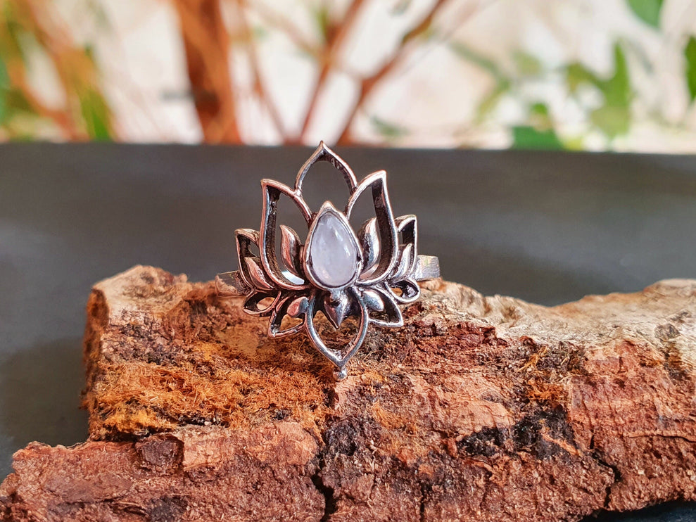 Silver Lotus Flower Ring / Moonstone / Boho / Ethnic / Rustic / Tribal / Gypsy / Festival / Indian / Healing / Festival