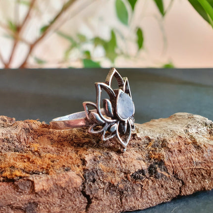 Silver Lotus Flower Ring / Moonstone / Boho / Ethnic / Rustic / Tribal / Gypsy / Festival / Indian / Healing / Festival