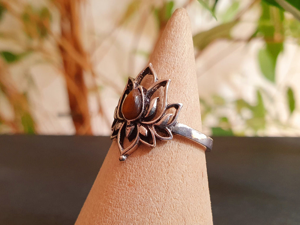 Silver Lotus Flower Ring / Tiger Eye / Boho / Ethnic / Rustic / Tribal / Gypsy / Festival / Indian / Healing / Festival