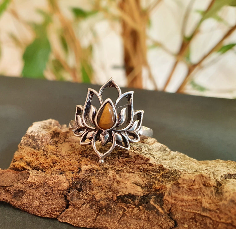 Silver Lotus Flower Ring / Tiger Eye / Boho / Ethnic / Rustic / Tribal / Gypsy / Festival / Indian / Healing / Festival