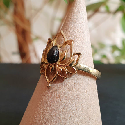 Golden Lotus Flower Ring / Black Onyx / Brass / Boho / Ethnic / Rustic / Tribal / Gypsy / Festival / Indian / Healing / Festival