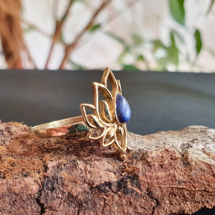 Golden Lotus Flower Ring / Lapis Lazuli / Boho / Ethnic / Rustic / Tribal / Gypsy / Festival / Indian / Healing / Festival