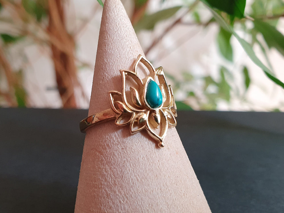 Golden Lotus Flower Ring / Turquoise / Boho / Ethnic / Rustic / Tribal / Gypsy / Festival / Indian / Healing / Festival