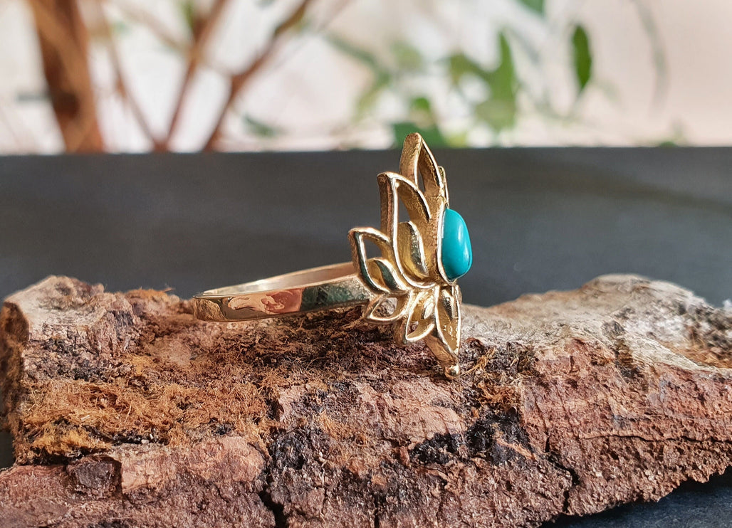 Golden Lotus Flower Ring / Turquoise / Boho / Ethnic / Rustic / Tribal / Gypsy / Festival / Indian / Healing / Festival