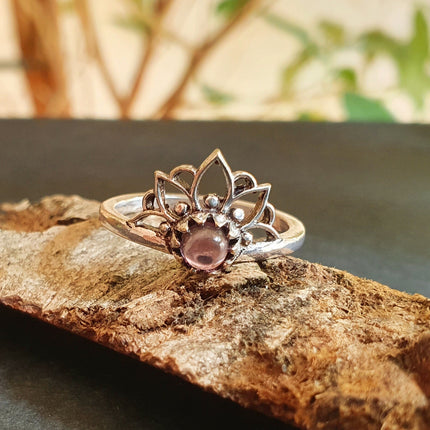 Amethyst Silver Ring Lotus Flower / Boho / Ethnic / Rustic / Tribal / Gypsy / Festival / Indian / Healing / Festival