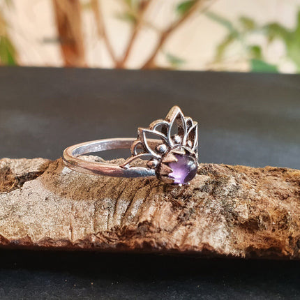 Amethyst Silver Ring Lotus Flower / Boho / Ethnic / Rustic / Tribal / Gypsy / Festival / Indian / Healing / Festival