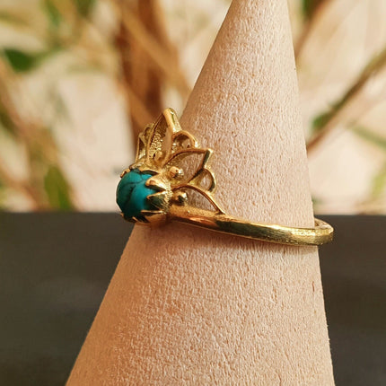 Turquoise Ring Gold Lotus Flower / Boho / Ethnic / Rustic / Tribal / Gypsy / Festival / Indian / Healing / Festival