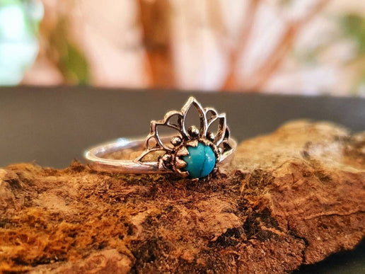 Turquoise Silver Ring Lotus Flower / Boho / Ethnic / Rustic / Tribal / Gypsy / Festival / Indian / Healing / Festival