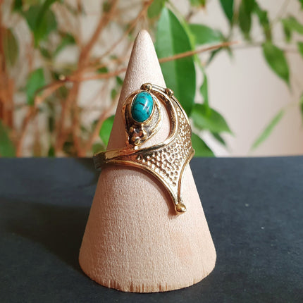 Boho Turquoise Brass Ring / Pretty / Ethnic / Rustic / Festival / Tribal / Blue / Hippie / Gypsy / Psy / Stone / Healing