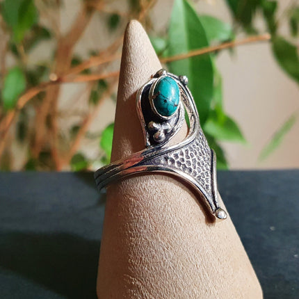 Boho Turquoise Silver Ring / Pretty / Large size / Ethnic / Rustic / Festival / Tribal / Blue / Hippie / Gypsy / Psy / Stone / Healing