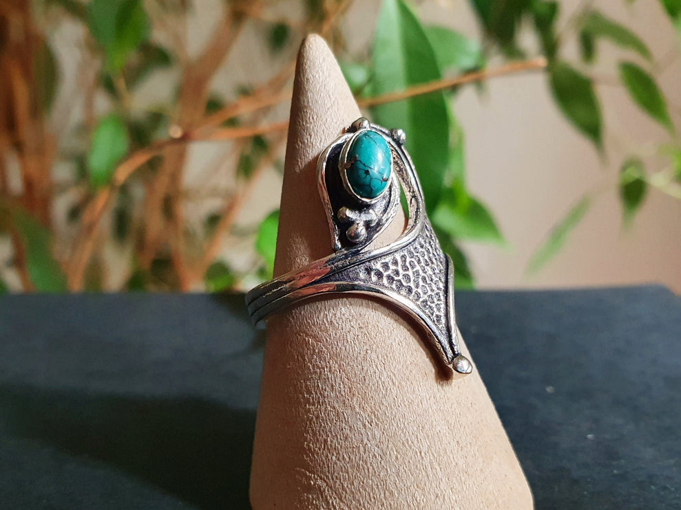 Boho Turquoise Silver Ring / Pretty / Large size / Ethnic / Rustic / Festival / Tribal / Blue / Hippie / Gypsy / Psy / Stone / Healing