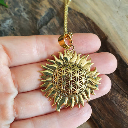 Gold Sun Mandala Necklace / Hypoallergenic / Brass / Boho / Hippie / Rustic / Ethnic / Hypoallergenic / Third Eye / Illuminati