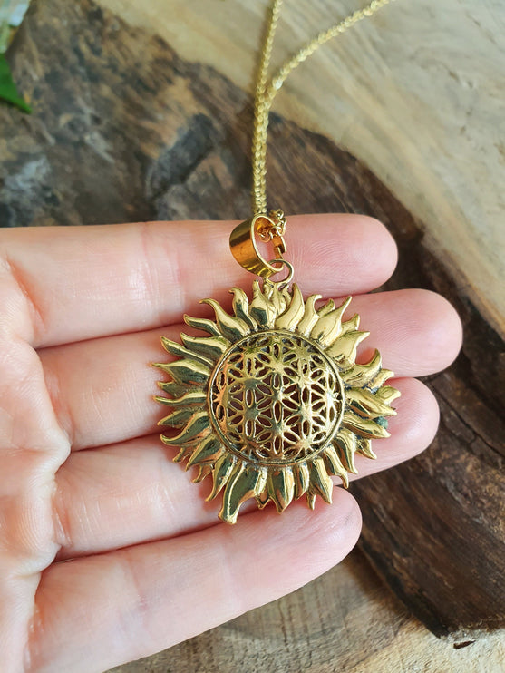 Gold Sun Mandala Necklace / Hypoallergenic / Brass / Boho / Hippie / Rustic / Ethnic / Hypoallergenic / Third Eye / Illuminati