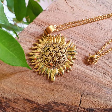 Gold Sun Mandala Necklace / Hypoallergenic / Brass / Boho / Hippie / Rustic / Ethnic / Hypoallergenic / Third Eye / Illuminati