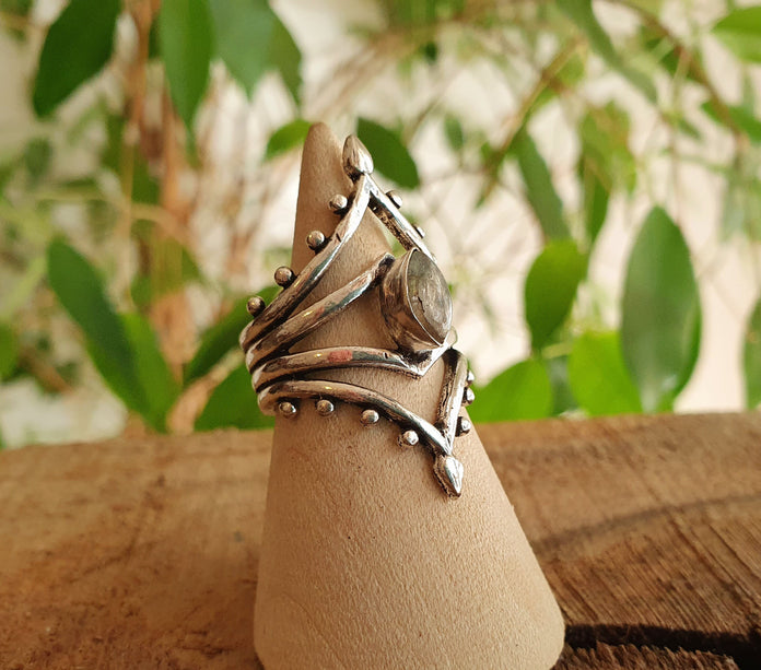 Boho Labradorite Silver Ring / Ethnic / Rustic / Festival / Tribal / Blue / Hippie / Gypsy / Psy / Stone / Healing