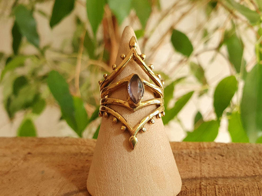 Ethnic style Brass & Amethyst ring / Boho / Bohemian / Psy / Rustic / Tribal / Gypsy / Festival / Healing / Festival