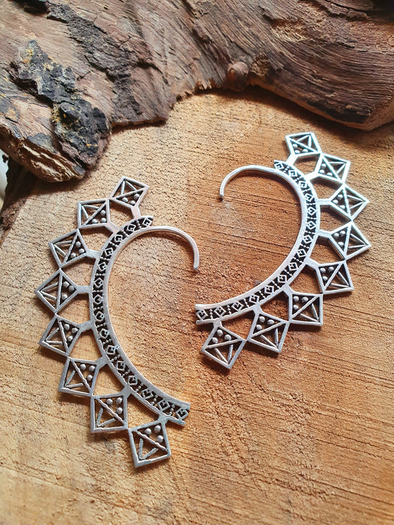 Ear Cuff Silver Aztec Triangles design / Tribal / Boho / Unisex / Mens Jewellery / Costume / Fancy Dress / Cosplay / Festival Jewellery /