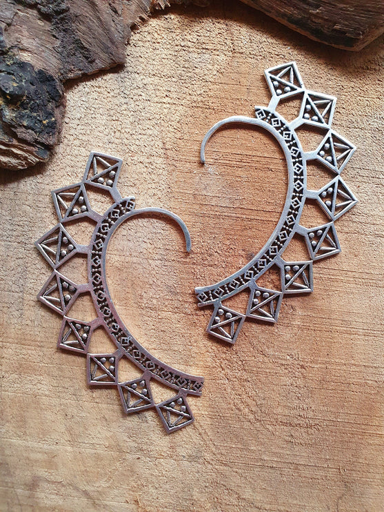 Ear Cuff Silver Aztec Triangles design / Tribal / Boho / Unisex / Mens Jewellery / Costume / Fancy Dress / Cosplay / Festival Jewellery /