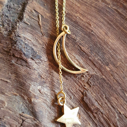 Lariat Necklace in Brass with Moon & Star Design / Minimalist / Contemporary / Boho / Modern / Chic / Pretty / Chain / Nature