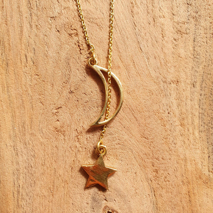 Lariat Necklace in Brass with Moon & Star Design / Minimalist / Contemporary / Boho / Modern / Chic / Pretty / Chain / Nature