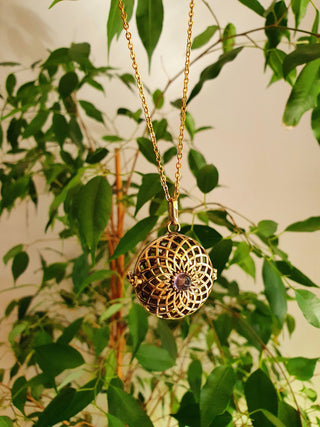 Golden Bola Necklace Brass & Amethyst / Pregnancy / Hypoallergenic / Harmony Ball / Chimes / Bell / Vegan / Ethnic / Boho / Hippie / 