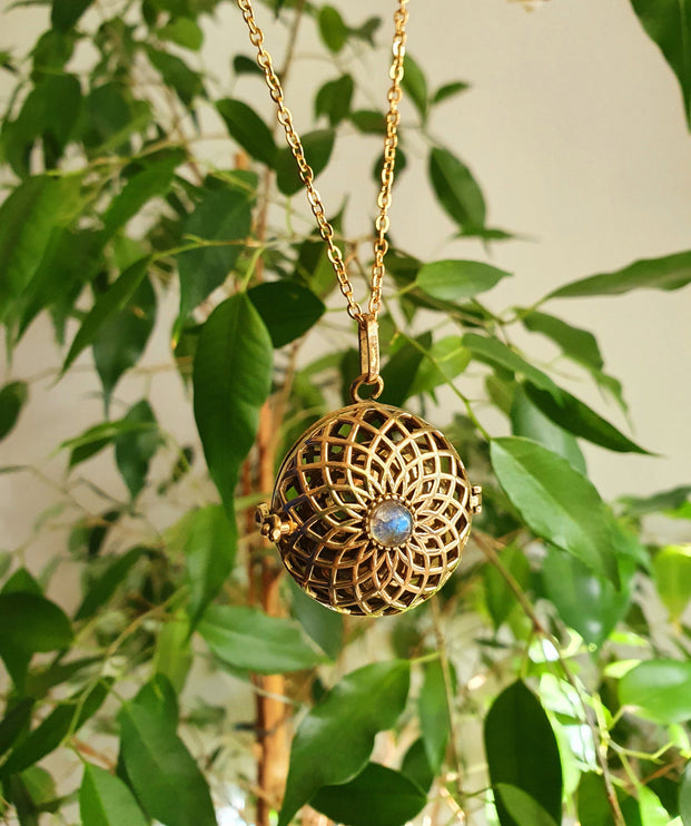 Gold Bola Necklace Brass & Labradorite / Pregnancy / Harmony Ball / Chimes / Vegan / Ethnic / Boho / Hippie / Rustic / Hypoallergenic