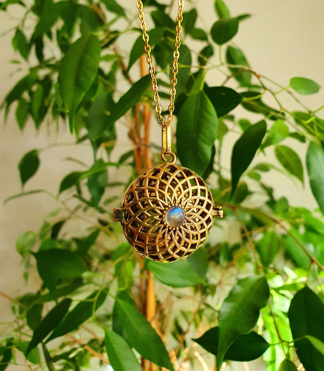 Gold Bola Necklace Brass & Labradorite / Pregnancy / Harmony Ball / Chimes / Vegan / Ethnic / Boho / Hippie / Rustic / Hypoallergenic