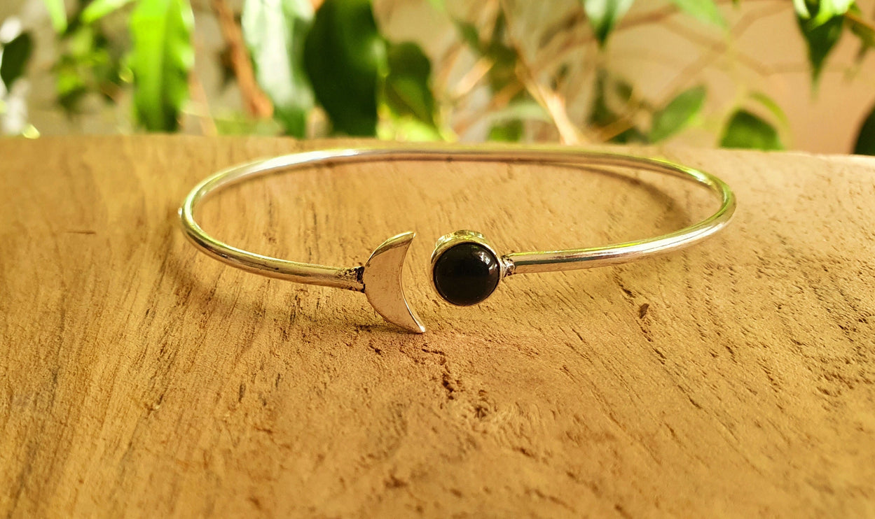 Silver Moon Bracelet / Black Onyx / Bangle / Galaxy / Solar System / Planets / Boho / Adjustable / Hippie / Chic / Sun