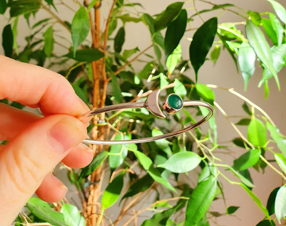 Silver Moon Bracelet / Green Onyx / Bangle / Galaxy / Solar System / Planets / Boho / Adjustable / Hippie / Chic / Sun