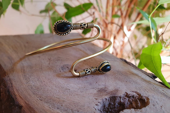 Spiral Boho Bracelet / Bangle / Black Onyx / Brass / Ethnic / Rustic / Bohemian / Hippie / Gypsy / Psy / Jewellery / Body / Adjustable