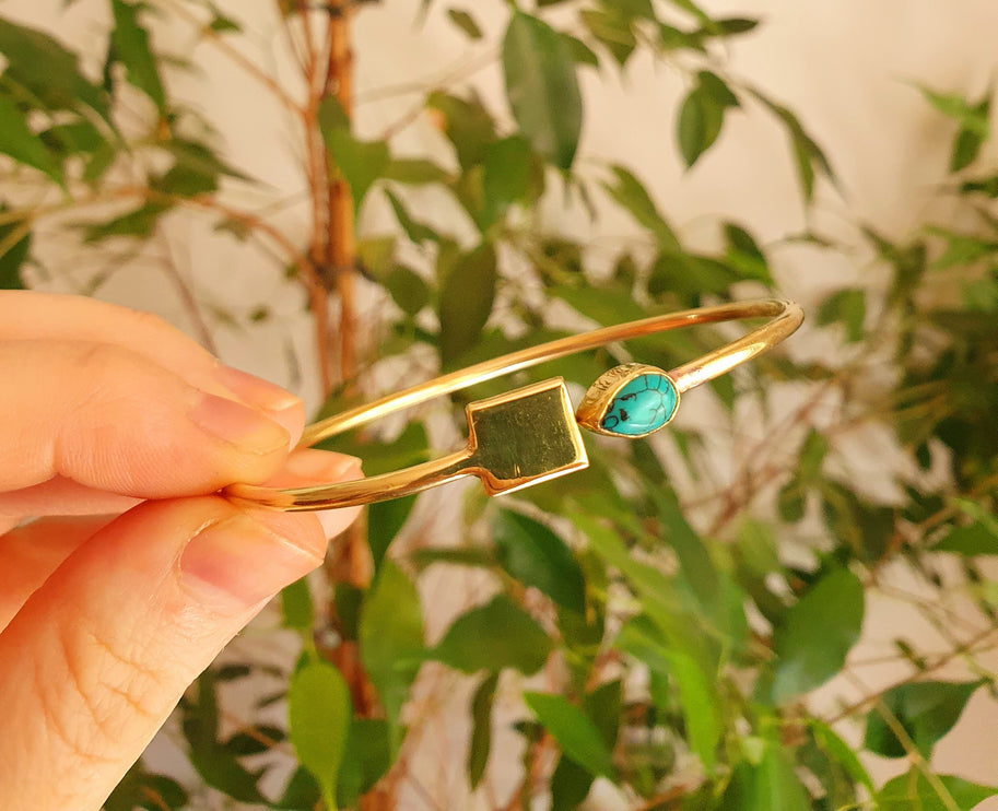 Contemporary Turquoise Golden Bracelet / Bangle / Brass / Minimalist / Ethnic / Rustic / Bohemian / Hippie / Gypsy / Psy / Body / Adjustable