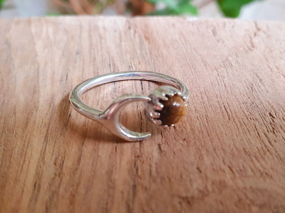 Moon Silver Ring / Tiger Eye / Zodiac / Purple / Boho / Ethnic / Rustic / Tribal / Gypsy / Festival / Healing / Festival