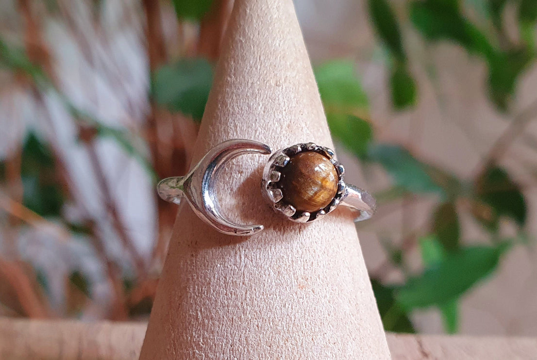 Moon Silver Ring / Tiger Eye / Zodiac / Purple / Boho / Ethnic / Rustic / Tribal / Gypsy / Festival / Healing / Festival