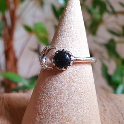 Moon Silver Ring / Black Onyx / Zodiac / Purple / Boho / Ethnic / Rustic / Tribal / Gypsy / Festival / Healing / Festival