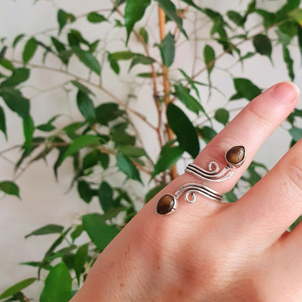 Spiral Silver & Tiger Eye ring / Ajustable / Birthstone / Boho / Ethnic / Rustic / Tribal / Gypsy / Festival / Healing