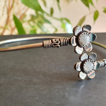 Daisy Flower Arm Bracelet Silver & Moonstone / Tribal / Spiral / Boho / Bangle/ Ethnic / Rustic / Bohemian / Hippie / Adjustable