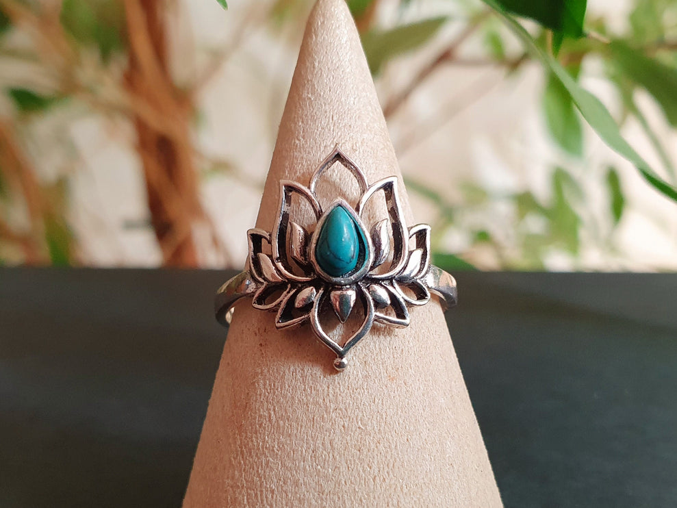 Silver Lotus Flower Ring / Turquoise / Boho / Ethnic / Rustic / Tribal / Gypsy / Festival / Indian / Healing / Festival