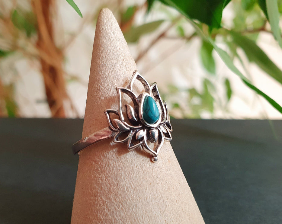 Silver Lotus Flower Ring / Turquoise / Boho / Ethnic / Rustic / Tribal / Gypsy / Festival / Indian / Healing / Festival