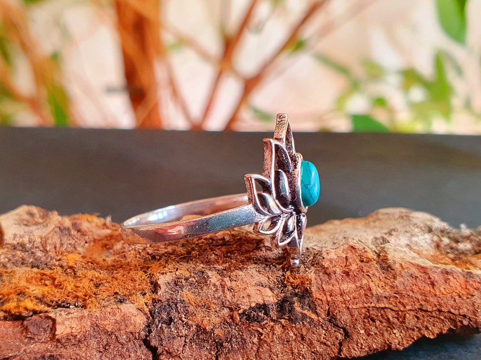 Silver Lotus Flower Ring / Turquoise / Boho / Ethnic / Rustic / Tribal / Gypsy / Festival / Indian / Healing / Festival