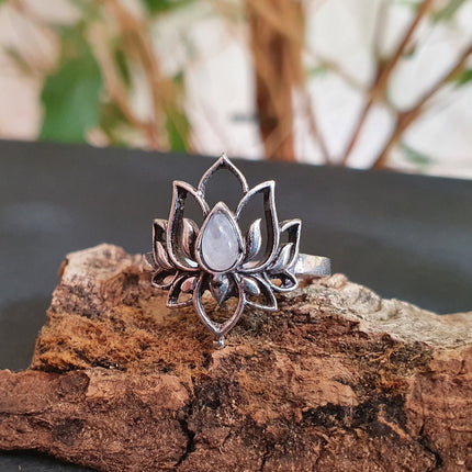 Silver Lotus Flower Ring / Moonstone / Boho / Ethnic / Rustic / Tribal / Gypsy / Festival / Indian / Healing / Festival