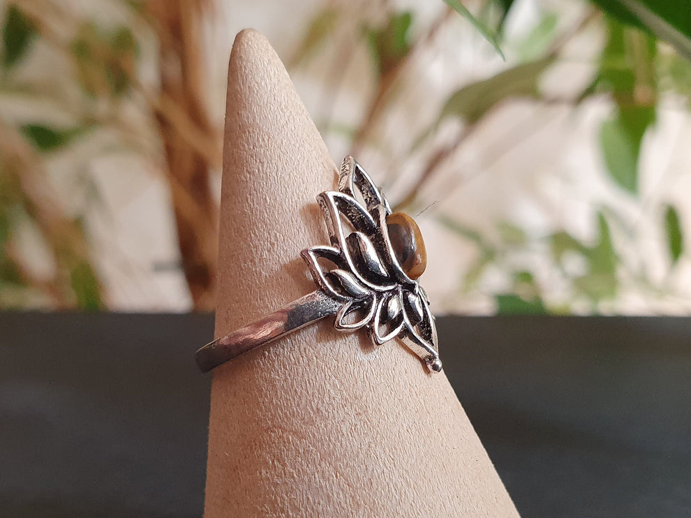 Silver Lotus Flower Ring / Tiger Eye / Boho / Ethnic / Rustic / Tribal / Gypsy / Festival / Indian / Healing / Festival