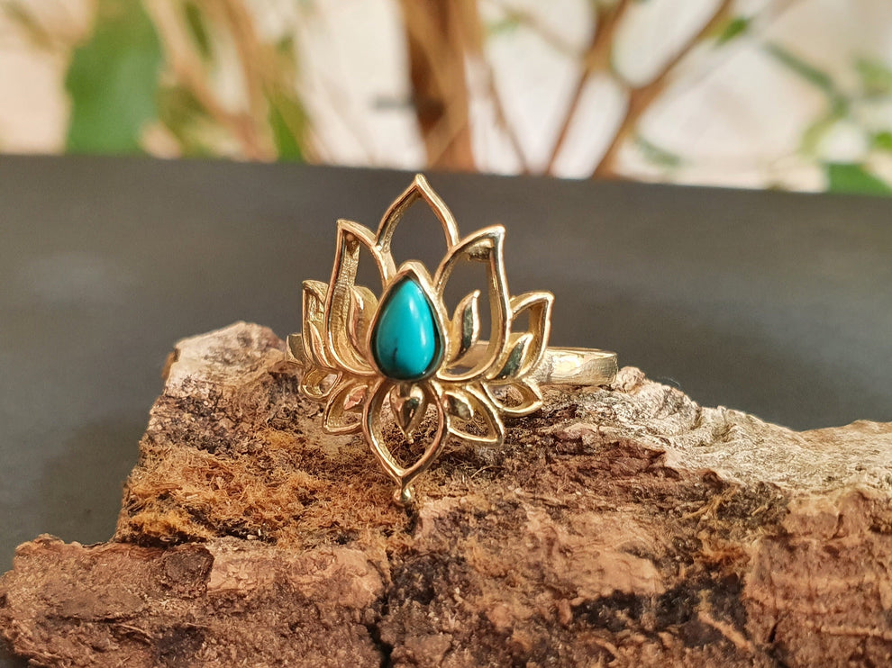 Golden Lotus Flower Ring / Turquoise / Boho / Ethnic / Rustic / Tribal / Gypsy / Festival / Indian / Healing / Festival