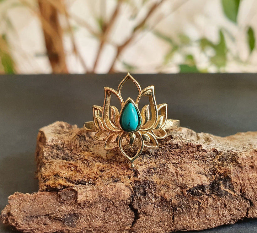 Golden Lotus Flower Ring / Turquoise / Boho / Ethnic / Rustic / Tribal / Gypsy / Festival / Indian / Healing / Festival