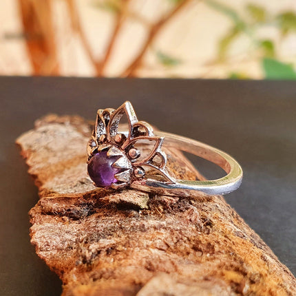 Amethyst Silver Ring Lotus Flower / Boho / Ethnic / Rustic / Tribal / Gypsy / Festival / Indian / Healing / Festival