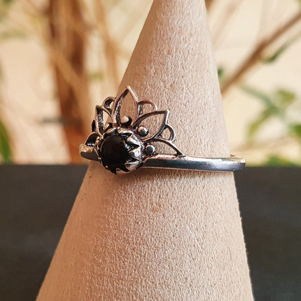 Silver Lotus Flower Ring / Black Onyx / Boho / Ethnic / Rustic / Tribal / Gypsy / Festival / Indian / Healing / Festival