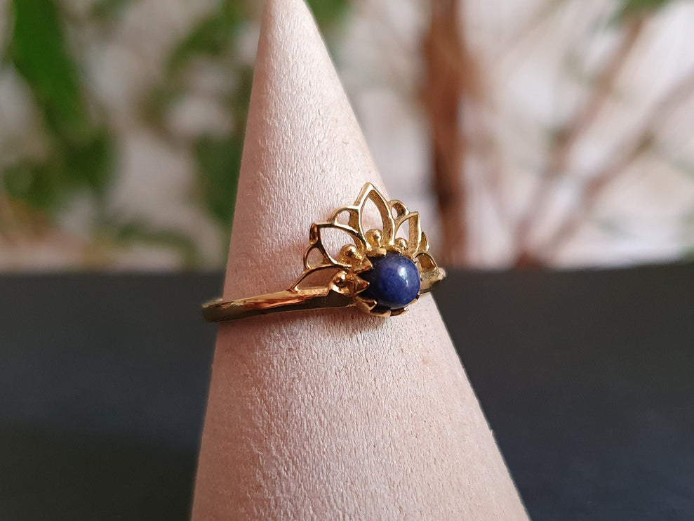 Lapis Lazuli RIng / Golden Lotus Flower / Boho / Ethnic / Rustic / Tribal / Gypsy / Festival / Indian / Healing / Festival