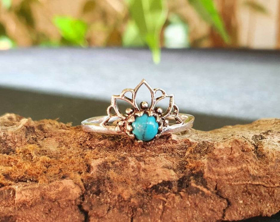 Turquoise Silver Ring Lotus Flower / Boho / Ethnic / Rustic / Tribal / Gypsy / Festival / Indian / Healing / Festival